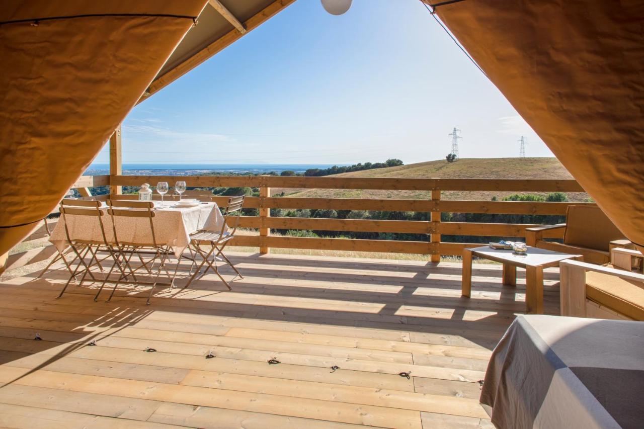 Glamping Debbiare Hotel Рипарбела Екстериор снимка