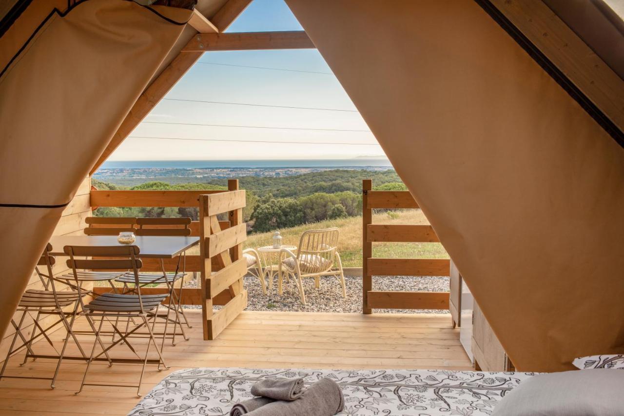 Glamping Debbiare Hotel Рипарбела Екстериор снимка