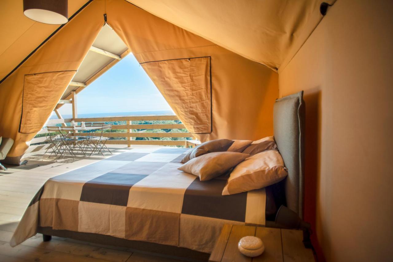 Glamping Debbiare Hotel Рипарбела Екстериор снимка