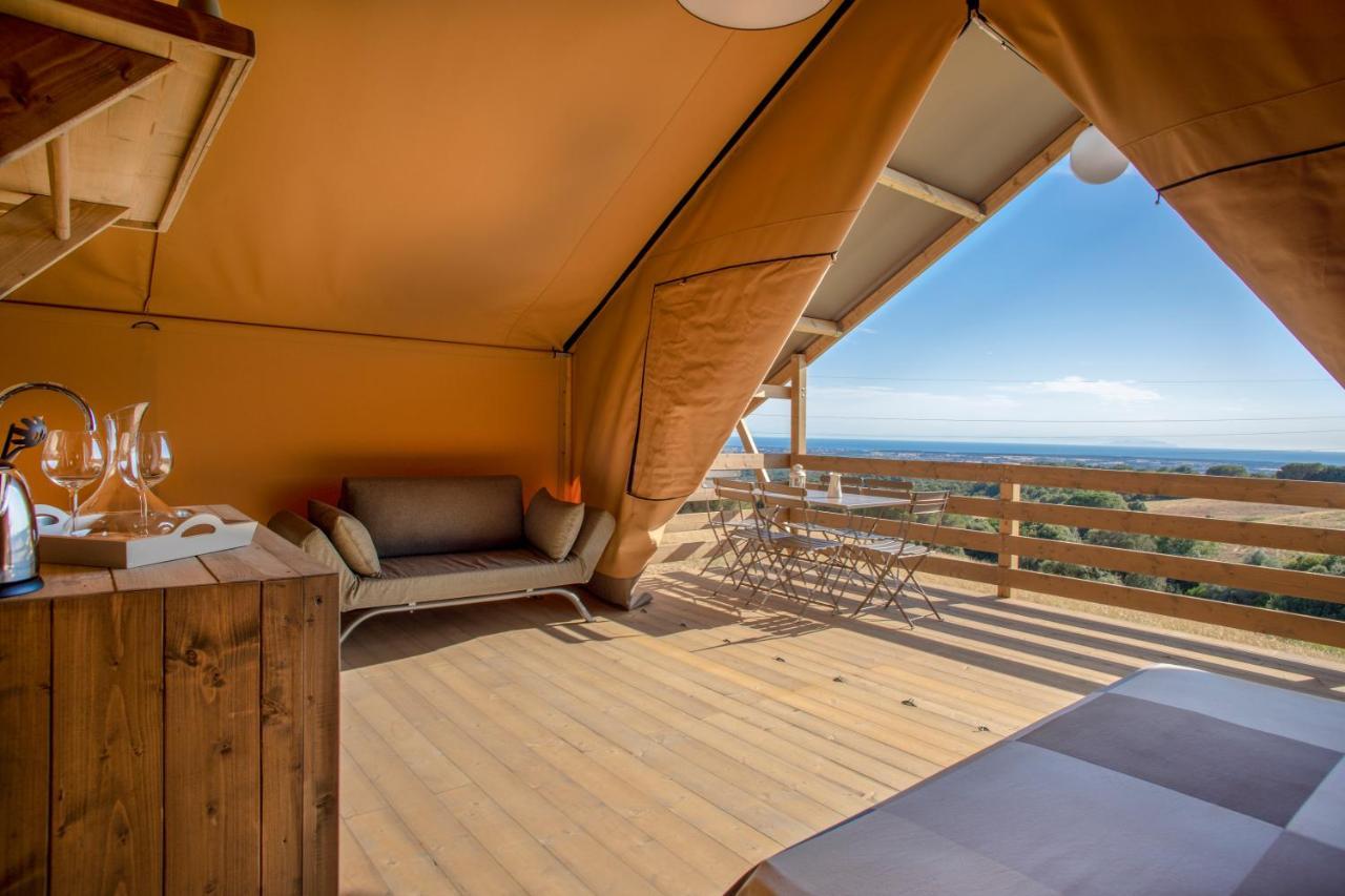 Glamping Debbiare Hotel Рипарбела Екстериор снимка