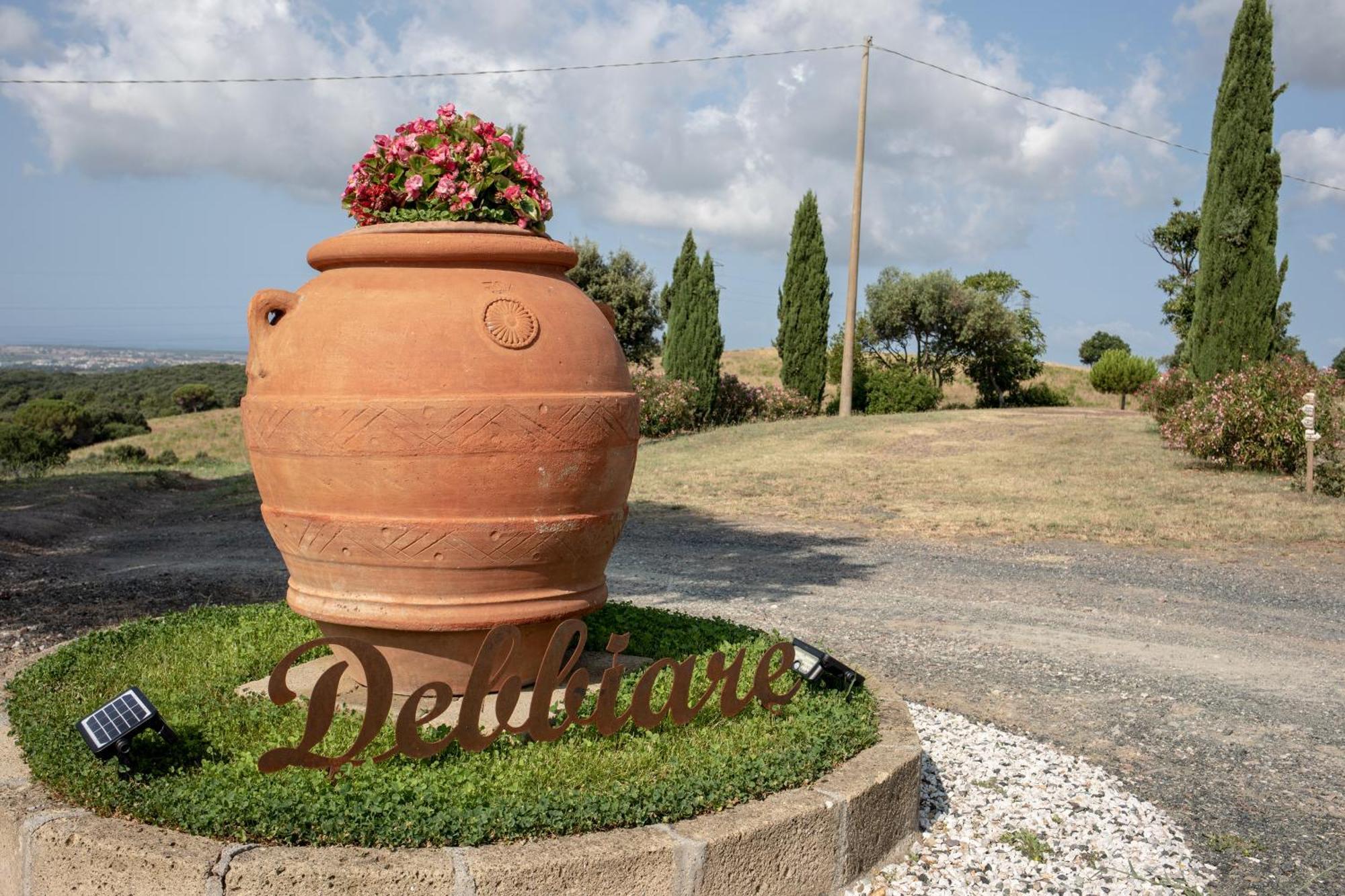 Glamping Debbiare Hotel Рипарбела Екстериор снимка